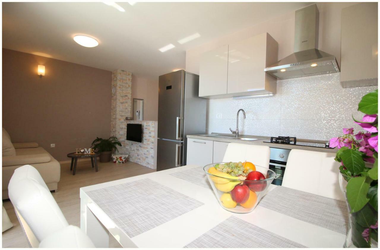 Apartments Silver Beauty Rogoznica  Extérieur photo